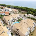 Apartment Homiday - Bay Village *