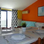 Homiday - Bay Village Pineto