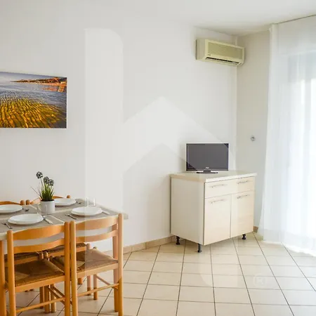 Apartamento Homiday - Bay Village Pineto