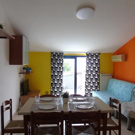 Homiday - Bay Village