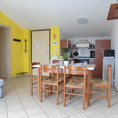 Homiday - Bay Village Apartamento Pineto