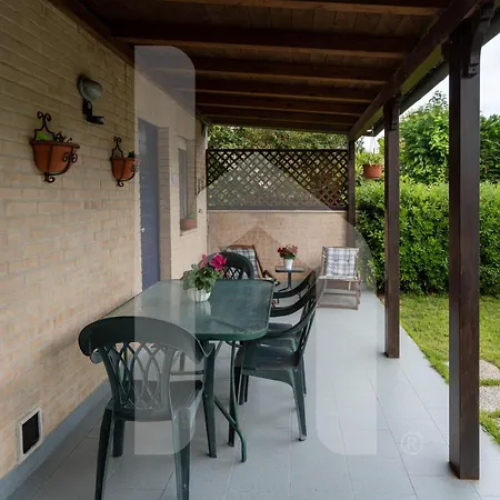 Homiday - Bay Village Apartamento Pineto