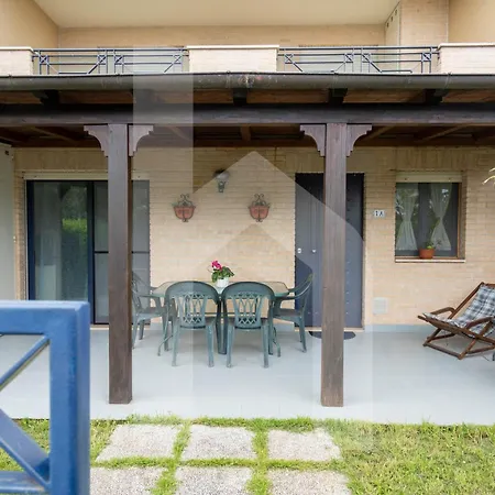 Homiday - Bay Village Apartamento