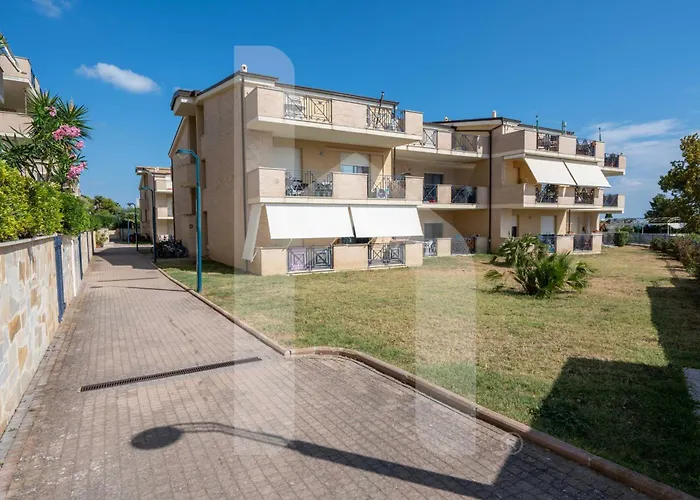 Homiday - Bay Village