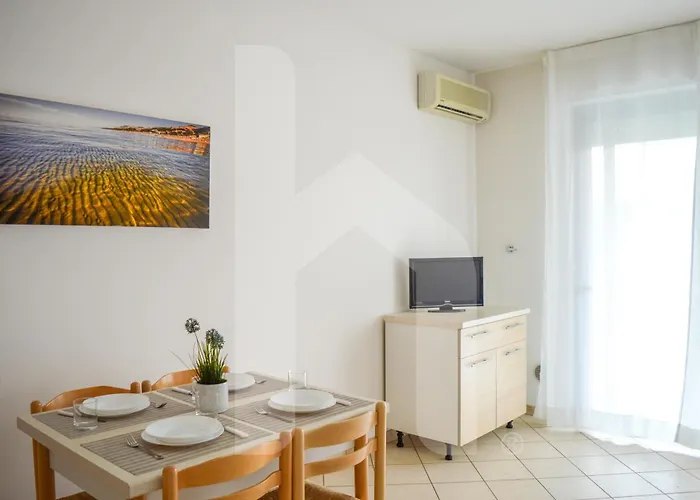 Homiday - Bay Village *