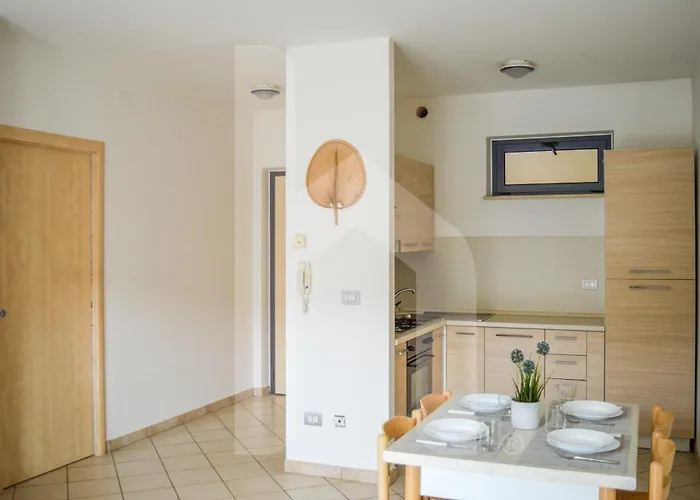 Homiday - Bay Village *