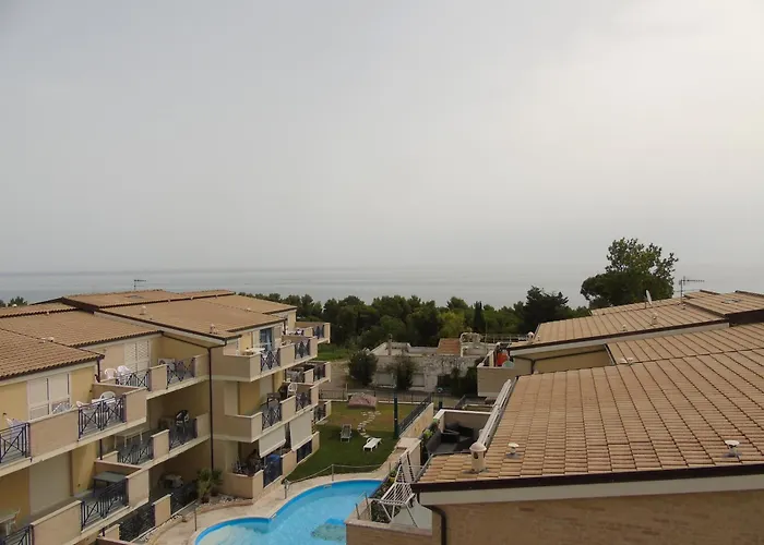 Homiday - Bay Village *