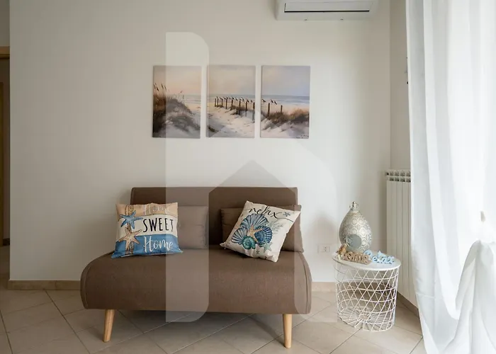 Homiday - Bay Village