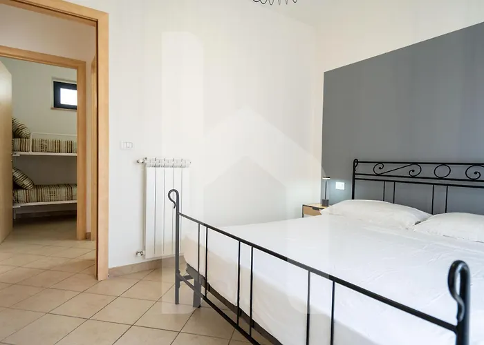 Homiday - Bay Village