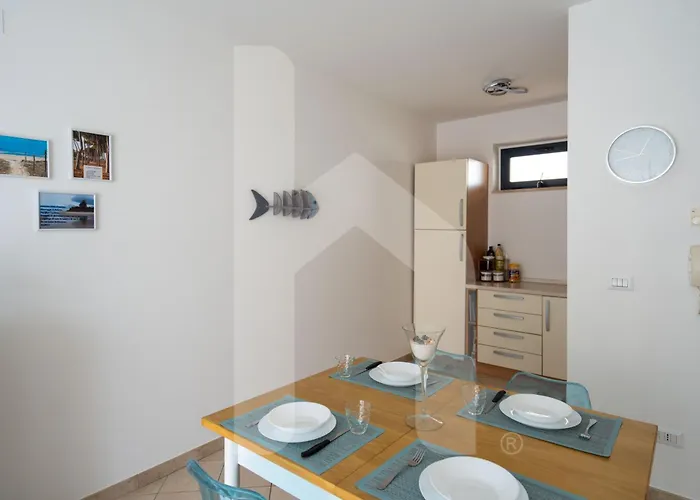 Homiday - Bay Village Apartman *