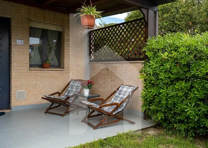 Homiday - Bay Village Pineto