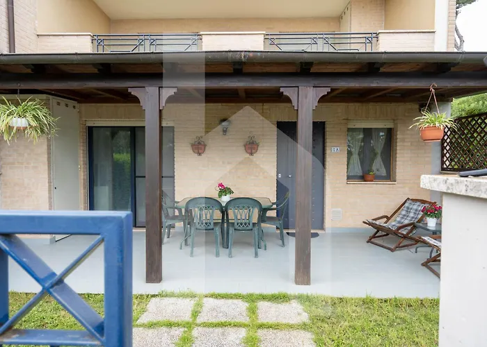 Homiday - Bay Village Apartman